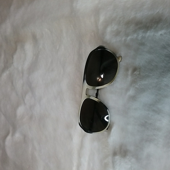 Accessories - Sunglasses